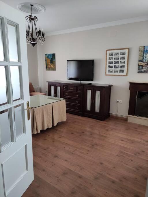 Chalet Con Capacidad Para 8 Personas 치클라나 데 라 프론테라 외부 사진