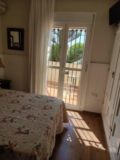 Chalet Con Capacidad Para 8 Personas 치클라나 데 라 프론테라 외부 사진